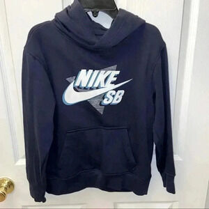 Nike youth skateboard pullover with hoodie